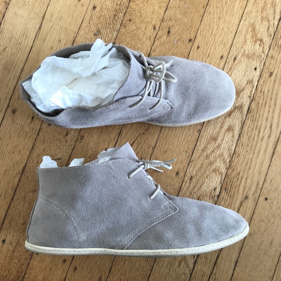 Suede DV lace up booties - Picture 2 of 8